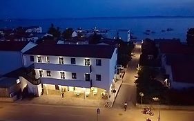 B&B Bloom Apartments